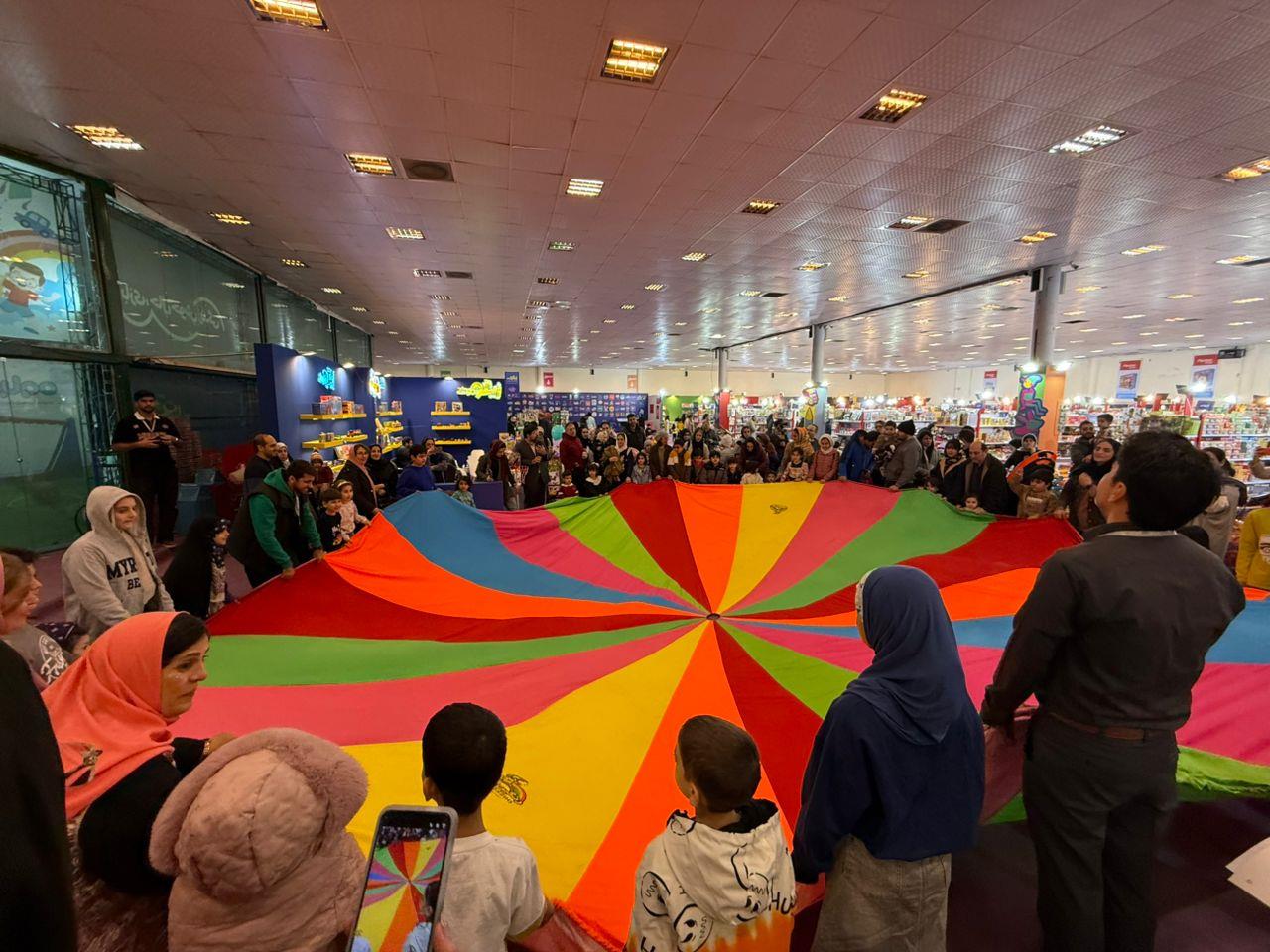 گزارش تصویری از هفتمین روز حضور کانون زبان ایران در جشنوارۀ ملی اسباب بازی